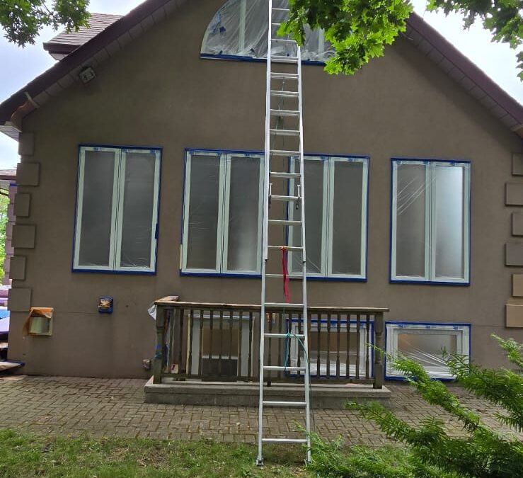 Residential painting in Milton
